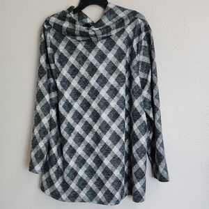 LANE BRYANT COWL-NECK SWEATER/ 22/24